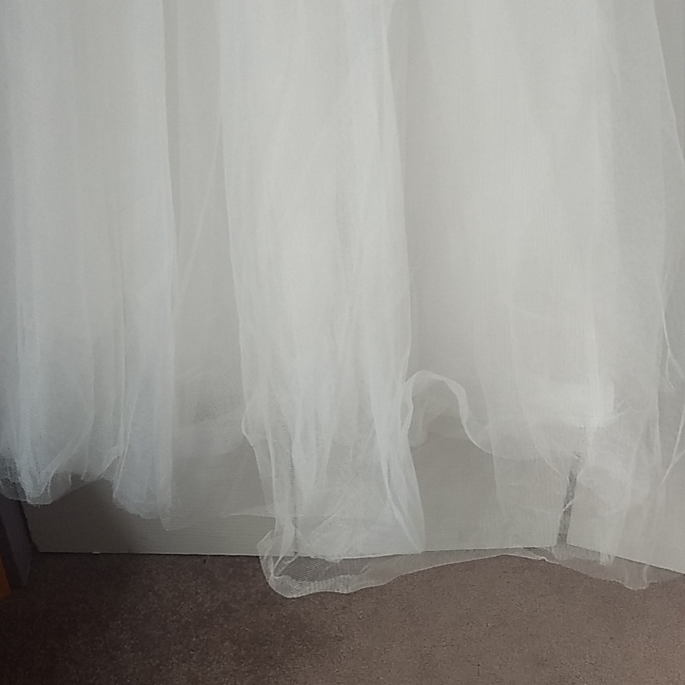 Prom gown - Picture 5 of 7